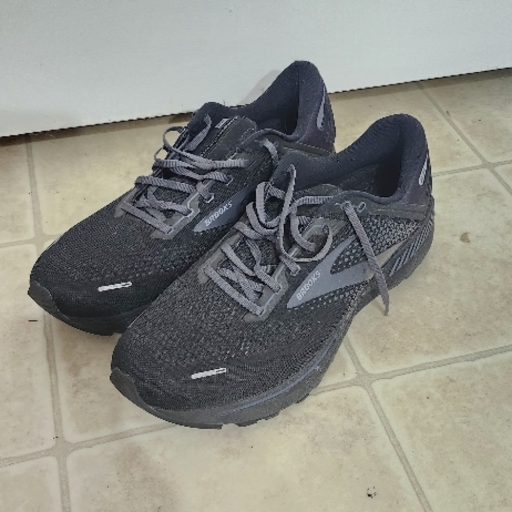 Brooks Black Running Shoes